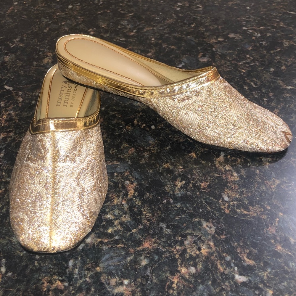Vintage 1960s Merry Mules by Beacon GOLD 6.5M VLN